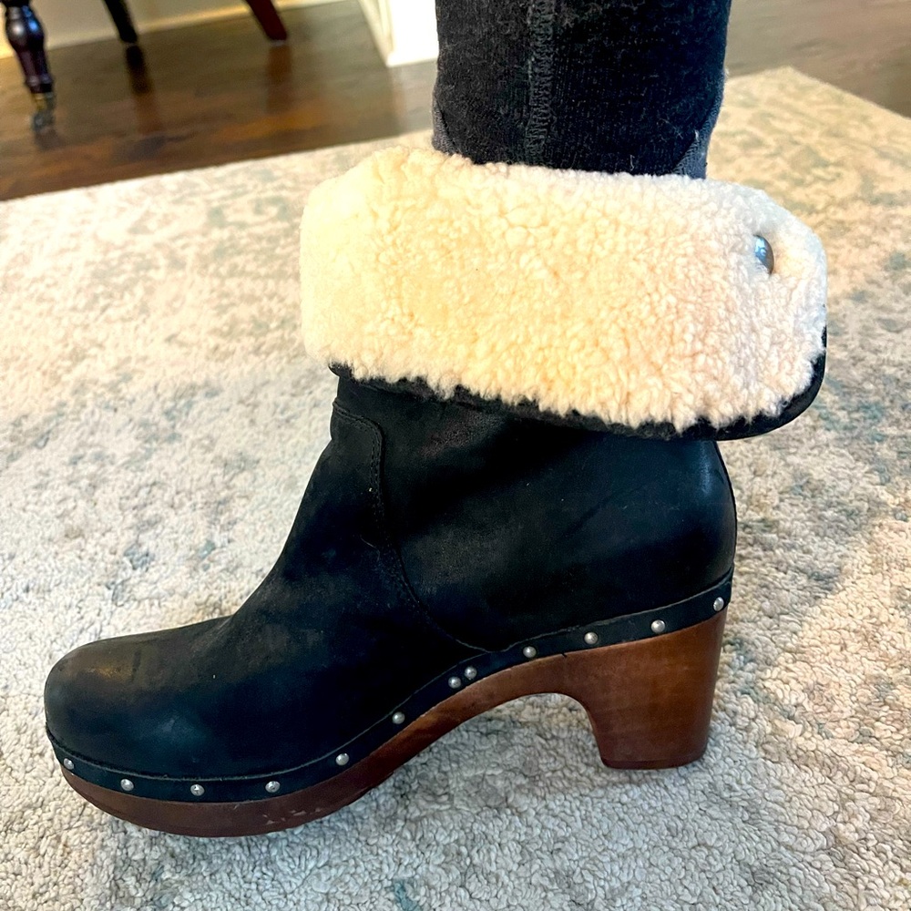 UGG heeled lined boots black